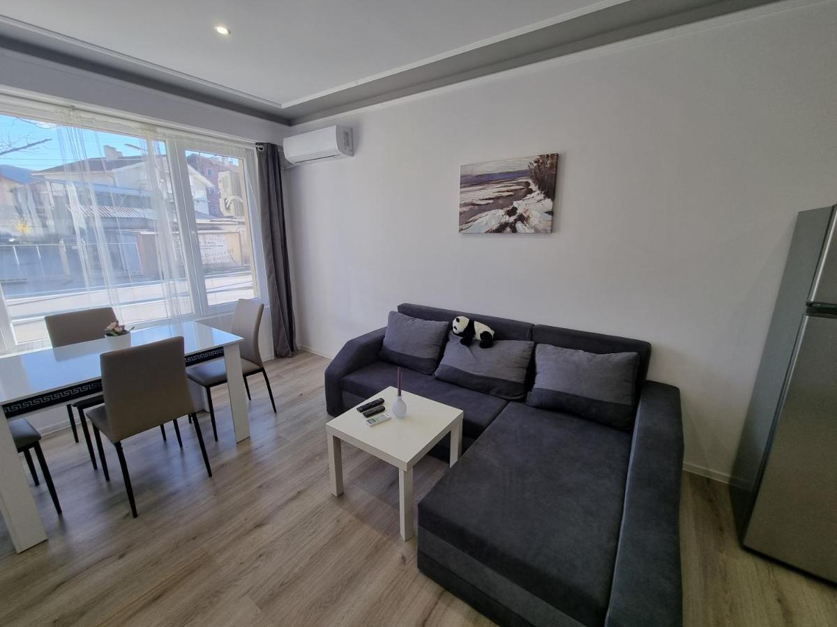 Luxury Two Bedroom Crown Apartament Ботевград Экстерьер фото