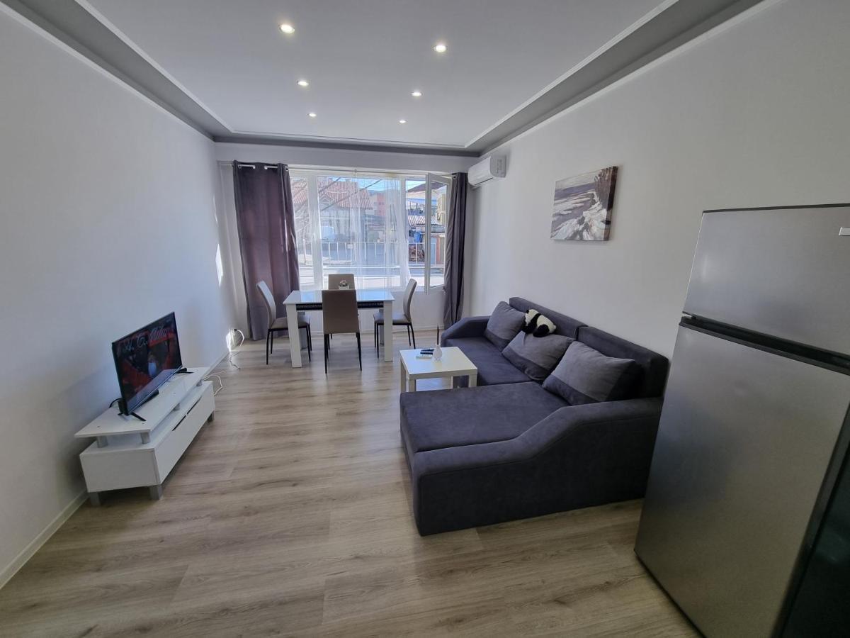 Luxury Two Bedroom Crown Apartament Ботевград Экстерьер фото